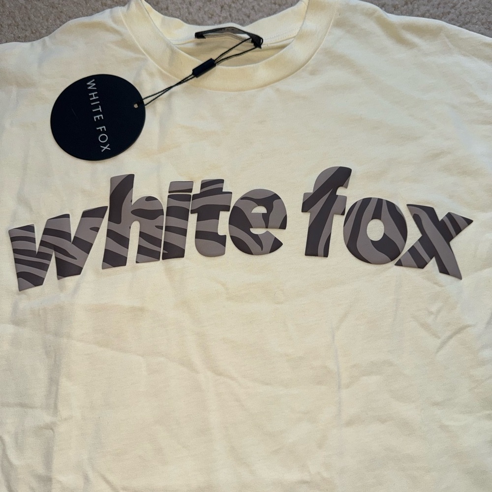 White Fox from the archives oversized tee - Picture 4 of 5